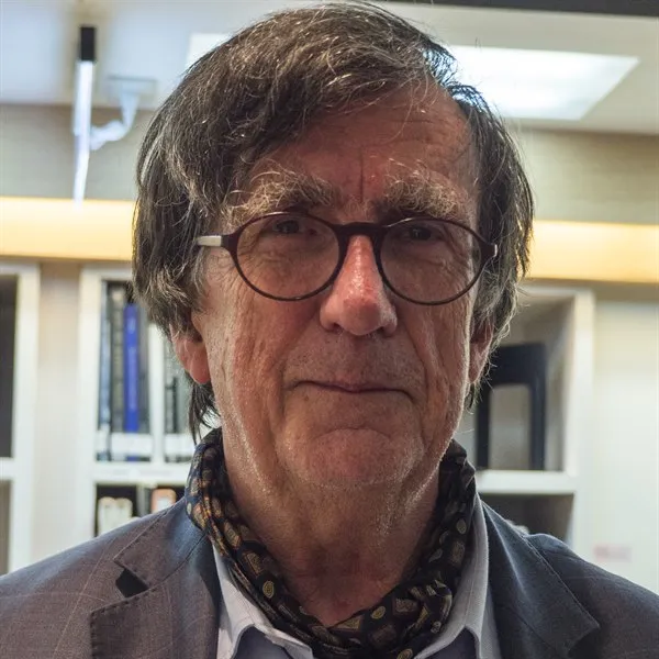 BRUNO LATOUR